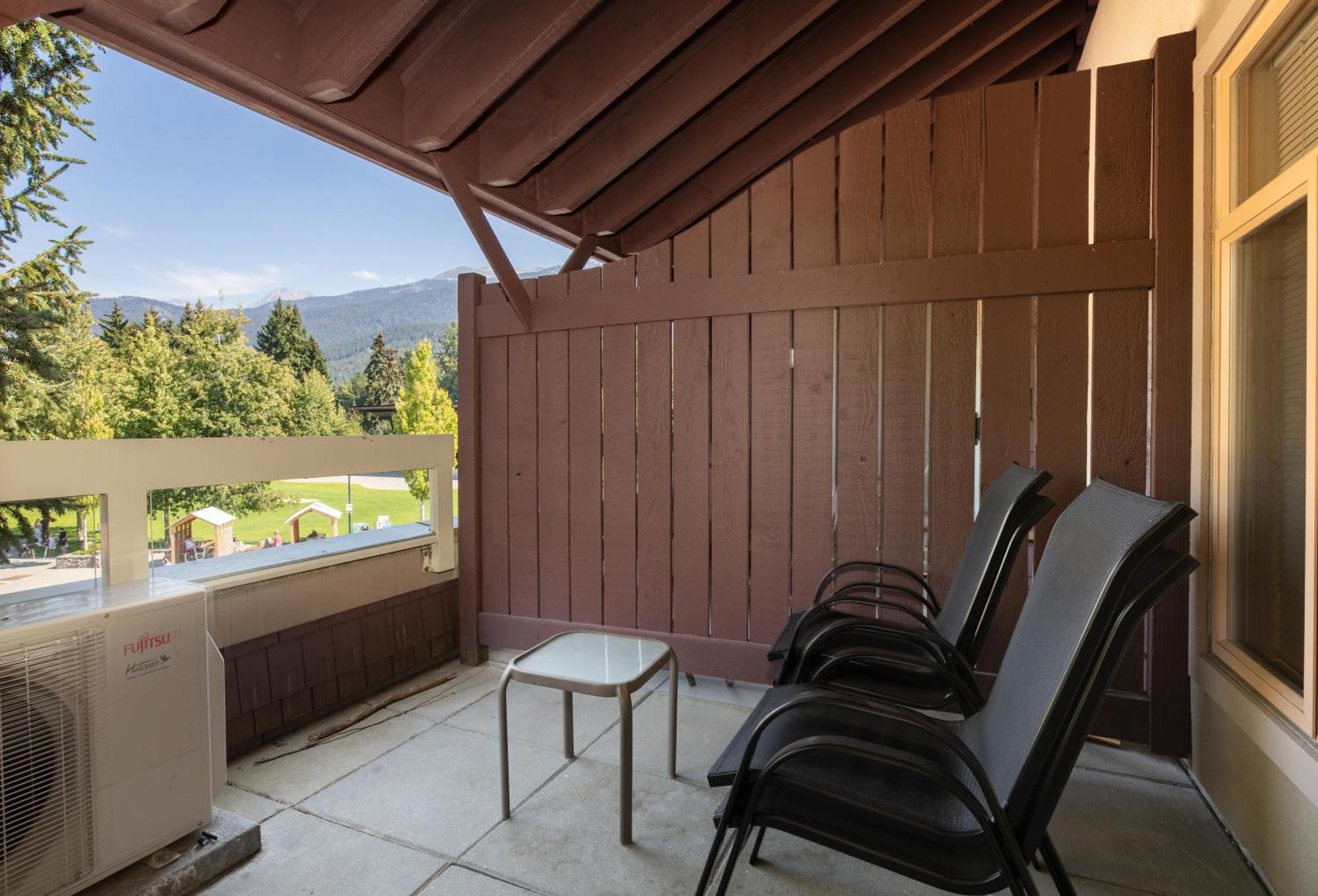 Tyndall Stone Lodge By Whiski Jack Whistler Esterno foto